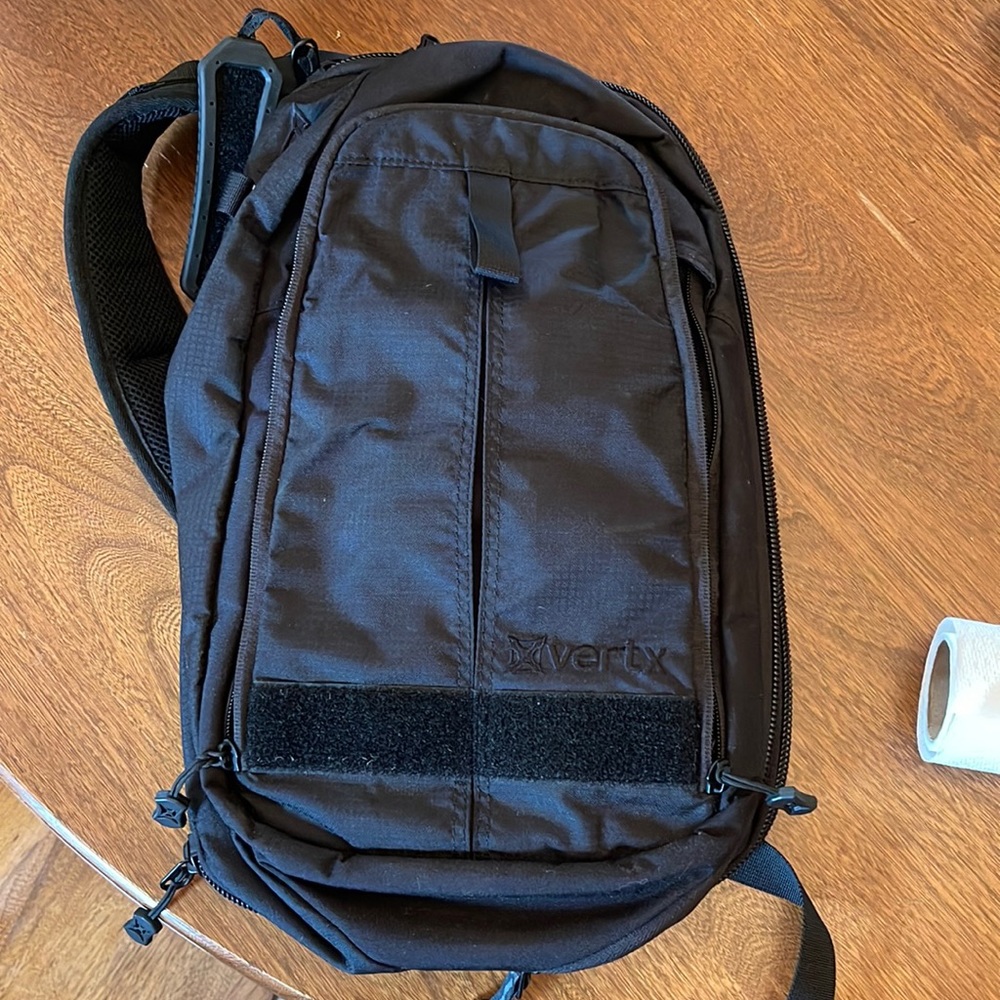 Vertx edc commuter sling